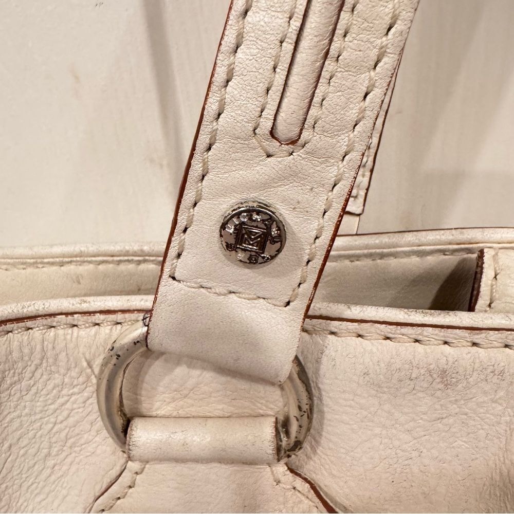Michael Kors Astor older Studded cream leather big tote well made loved 13x12x3" - Picture 6 of 16